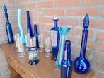 Verschillende vintage flessen van origineel blauw glas., Ophalen of Verzenden