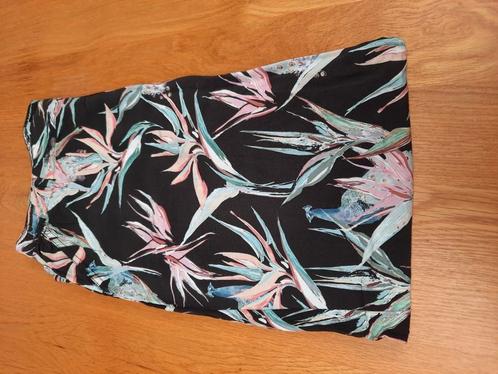 Zomerbroek 44 Bonita zgan 100 procent viscose, Kleding | Dames, Broeken en Pantalons, Zo goed als nieuw, Maat 42/44 (L), Overige kleuren