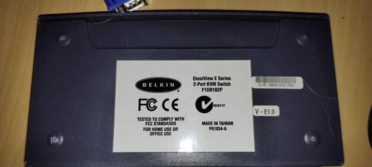 Belkin 2 port kvm switch, Computers en Software, Overige Computers en Software, Zo goed als nieuw, Ophalen of Verzenden