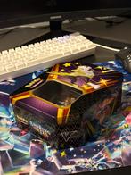 Shining Fates Tin (ZONDER POKEMON KAARTEN), Hobby en Vrije tijd, Verzamelkaartspellen | Pokémon, Ophalen, Zo goed als nieuw, Overige typen