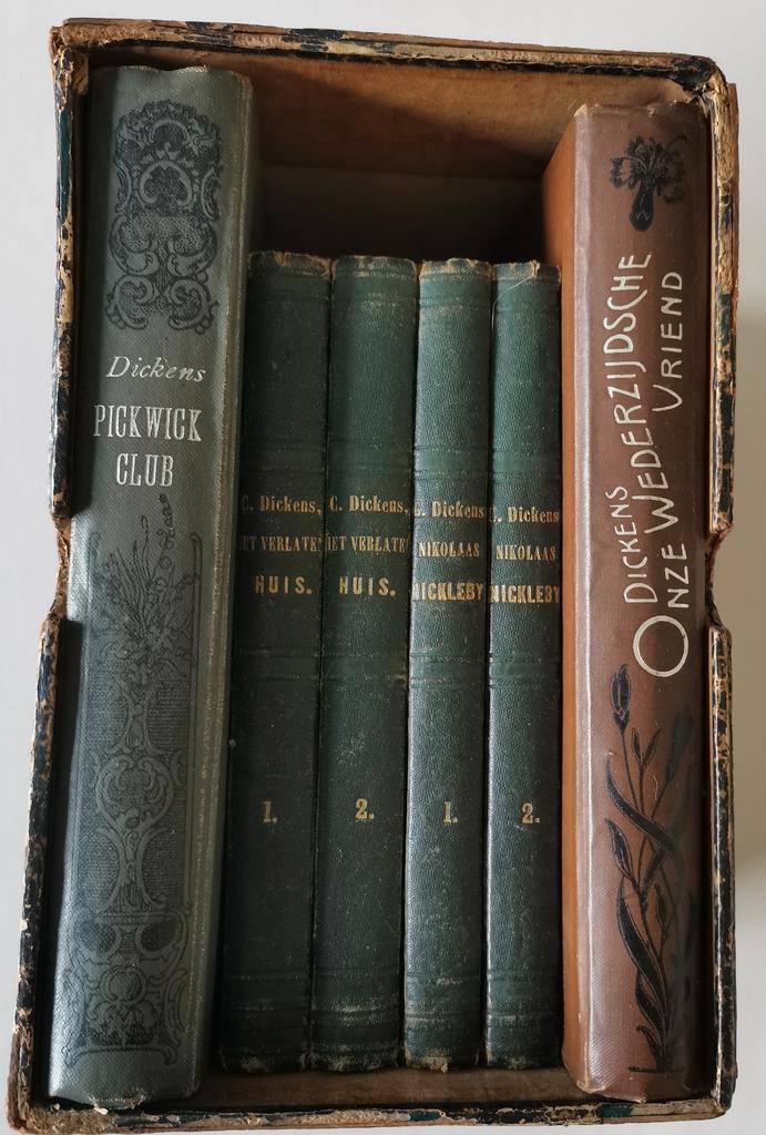 Antieke Charles Dickens set, Antiek en Kunst, Antiek | Boeken en Bijbels, Ophalen