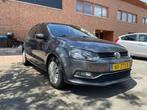 Volkswagen Polo 1.2 TSI 4-Cilinders 2017 5-DRS NL-AUTO, Auto's, Volkswagen, Stof, Zwart, 4 cilinders, Origineel Nederlands