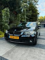 BMW 325i E90 (2006) – Lage km-stand, Auto's, BMW, 745 kg, Zwart, 2497 cc, Zwart