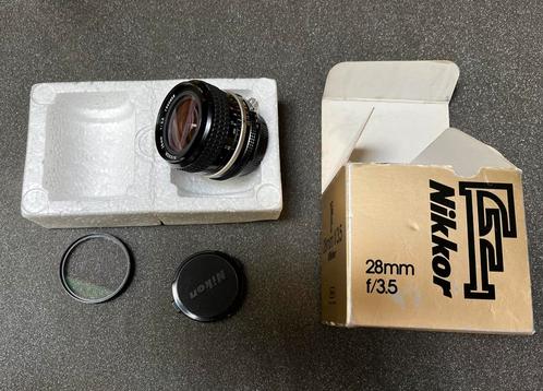 Nikon: 28 mm F3.5 Ai Nikkor, Audio, Tv en Foto, Fotografie | Lenzen en Objectieven, Zo goed als nieuw, Groothoeklens, Ophalen of Verzenden