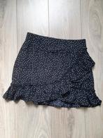 Zwart rokje witte stippen maat S, Kleding | Dames, Rokken, Zwart, Ophalen of Verzenden, Zo goed als nieuw, Maat 36 (S)