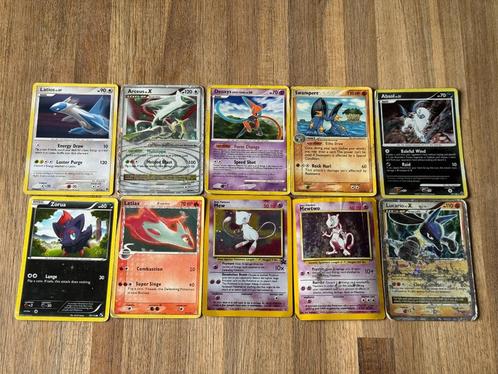 10 Willekeurige Pokemon Kaarten, Hobby en Vrije tijd, Verzamelkaartspellen | Pokémon, Gebruikt, Meerdere kaarten, Foil, Ophalen of Verzenden