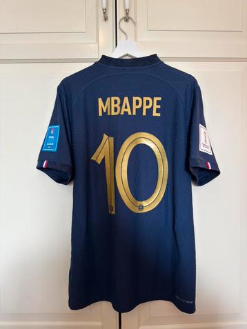 Mbappe shirt Frankrijk player version beschikbaar voor biedingen