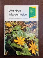 Wat bloeit in bos en weide - Thieme's zakboeken voor natuurv, Boeken, Natuur, Natuur algemeen, Ophalen of Verzenden, Zo goed als nieuw