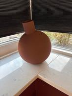 MICA decoration vaas roestbruin, Huis en Inrichting, Woonaccessoires | Vazen, Ophalen, Overige kleuren, Aardewerk of Porselein