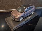 Hyundai santafe van welly modelauto antraciet grijs, Hobby en Vrije tijd, Modelauto's | 1:43, Ophalen of Verzenden, Zo goed als nieuw