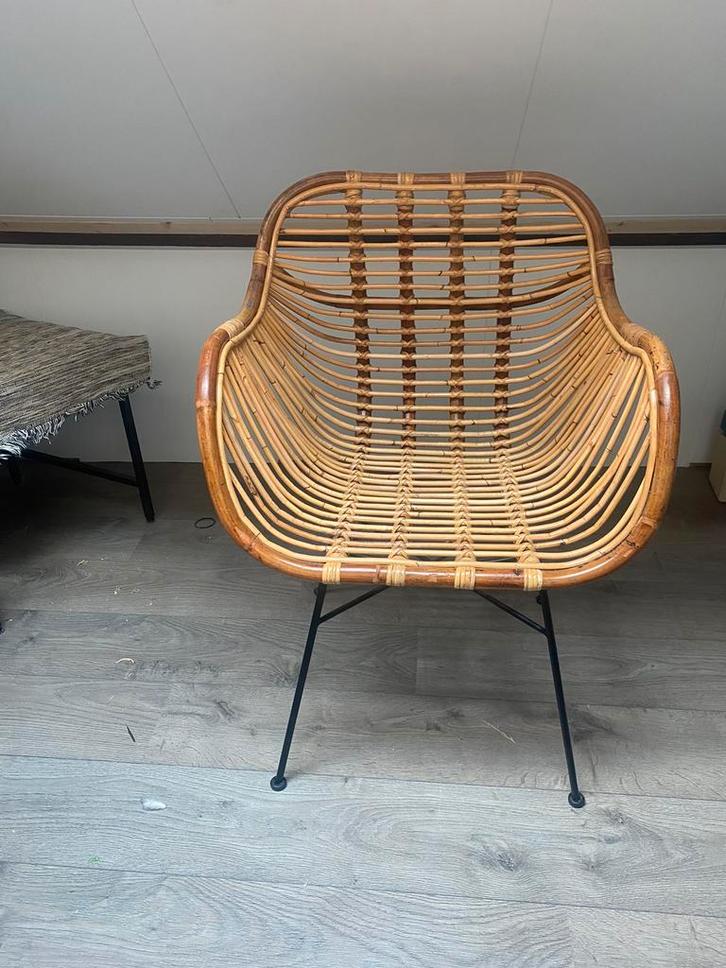 Xenos rotan stoel, Huis en Inrichting, Stoelen, Gebruikt, Eén, Riet of Rotan, Bruin, Ophalen