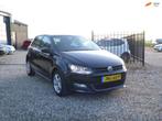 Volkswagen POLO 1.2 TSI LIVE UITVOERING, Auto's, Euro 5, Stof, Gebruikt, Zwart