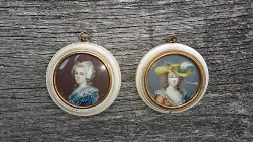 Antieke miniatuur dames portretjes, Antiek en Kunst, Kunst | Schilderijen | Klassiek, Ophalen of Verzenden