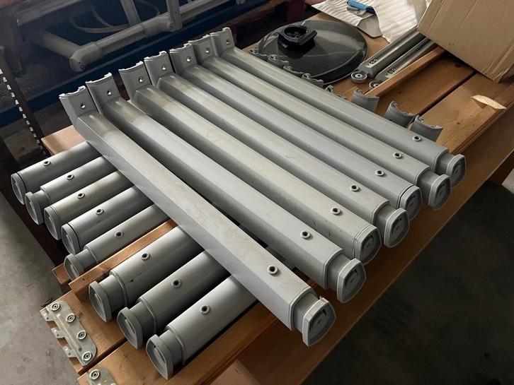 Bureau, Huis en Inrichting, Bureaus, Gebruikt, Verzenden