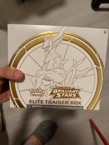 Pokemon brilliant stars etb beschikbaar voor biedingen