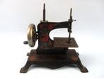 Antieke kinder naaimachine, Ophalen of Verzenden