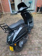 Vespa sprint custom 50/80 cc, Fietsen en Brommers, Scooters | Vespa, Ophalen, Maximaal 45 km/u, Vespa S, Zo goed als nieuw