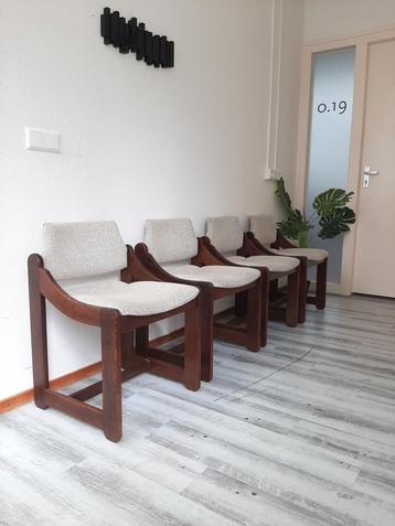 Vier vintage eetkamer stoelen deens design | brutalisme  beschikbaar voor biedingen