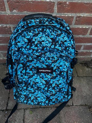 Eastpack provider, Ditsy bloom, 33 liter beschikbaar voor biedingen