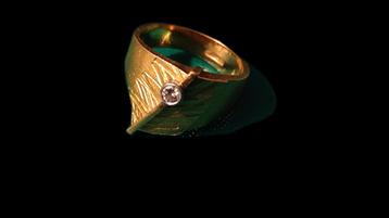 Gouden Ring met Diamant beschikbaar voor biedingen