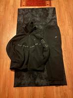 Nike tech, Ophalen, Zo goed als nieuw