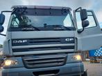 Vrachtwagen DAF CF75 met kraan 242Dkm, Auto's, Vrachtwagens, Automaat, Stof, Diesel, Grijs