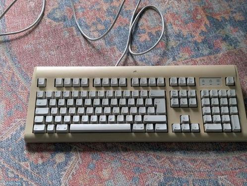 Apple Design Keyboard M2980, Computers en Software, Toetsenborden, Zo goed als nieuw, Qwerty, Bedraad, Ophalen of Verzenden