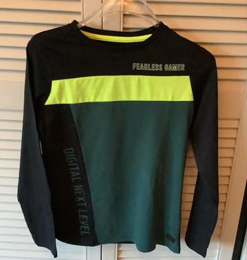 (J) Orange Stars Longsleeve Maat 152 beschikbaar voor biedingen