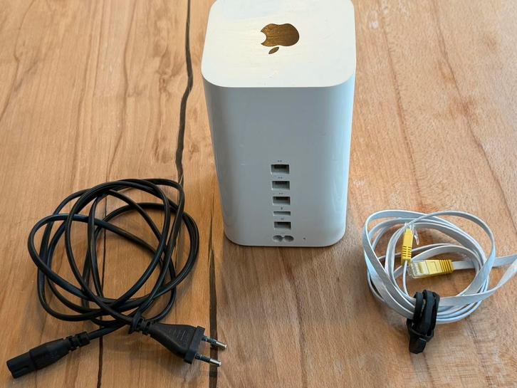 Apple AirPort Extreme model A1521 nieuwste & snelste versie, Computers en Software, Routers en Modems, Gebruikt, Ophalen of Verzenden