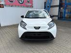 Toyota Aygo X 1.0 VVT-i MT Play (BOVAG/RIJKLAARPRIJS), Voorwielaandrijving, 12 maanden, Stof, Gebruikt
