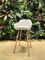 4 Barstoelen, 2 krukken, Ophalen, 60 tot 90 cm