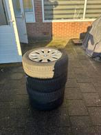 Vredesteyn winterbanden + bmw doppen, Auto-onderdelen, Banden en Velgen, Gebruikt, Winterbanden, Band(en), Personenwagen