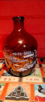 Herdenkingsfles tweede wereldoorlog 1945-1955, Antiek en Kunst, Antiek | Glas en Kristal, Ophalen of Verzenden
