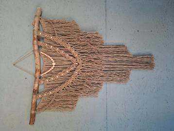 Nieuwe handgemaakte jute macrame wandkleed  beschikbaar voor biedingen