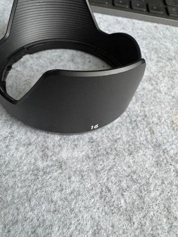 Zonnekap Fujifilm 16mm 1.4  beschikbaar voor biedingen