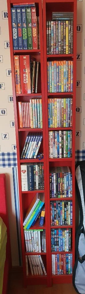 2x rode Ikea GNEDBY CD-meubel beschikbaar voor biedingen