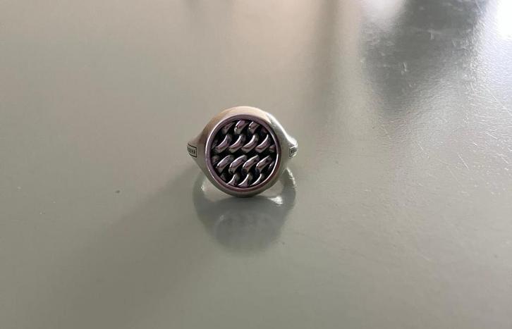 Buddha to Buddha Zegelring Tangguh Chain - Maat 18, Sieraden, Tassen en Uiterlijk, Ringen, Zo goed als nieuw, Heer, 17 tot 18