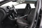 Volvo V40 Cross Country 1.6 T4 Momentum | Trekhaak | Panoram, Auto's, Gebruikt, Zwart, Origineel Nederlands, Bedrijf