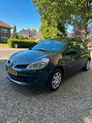Renault Clio 1.4 16V 72KW 5-DRS 2007 NWE APK beschikbaar voor biedingen
