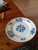 Veel servies onderdelen.  Bouquet.bleu  Maastricht, Antiek en Kunst, Antiek | Servies los, Ophalen