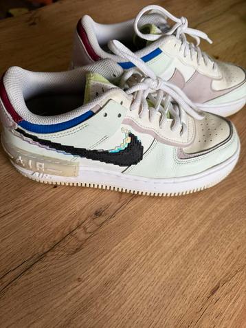 Nike air force 1 pixel swoosh 38.5 beschikbaar voor biedingen