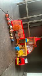 Binghuis. Incl. 8 poppetjes, meubels en brandweer, Ophalen, Zo goed als nieuw, Handmatig, Overige merken