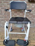 toiletstoel-douchestoel met wielen, Diversen, Verpleegmiddelen, Ophalen, Zo goed als nieuw