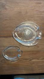 Glazen borden in de vorm van een vis, servies vis, Huis en Inrichting, Keuken | Servies, Ophalen of Verzenden, Glas, Overige stijlen