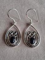 Zilveren oorbellen met onix (925), Verzenden, Zilver