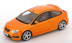 OttoMobile 1:18 Ford Focus ST MK2 2006 RHD oranje metallic, Hobby en Vrije tijd, Modelauto's | 1:18, Ophalen of Verzenden, Nieuw