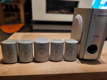 EEC 5.1 Surround Sound System AV-2020D - 5 speakers beschikbaar voor biedingen