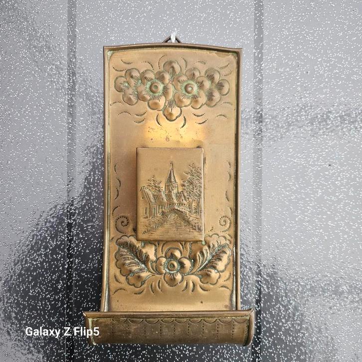 Antieke Messing Lucifershouder met Kerk Voorstelling, Antiek en Kunst, Antiek | Woonaccessoires, Ophalen of Verzenden