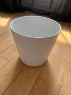 Witte stenen bloempot, Ophalen, Rond, Binnen, Zo goed als nieuw