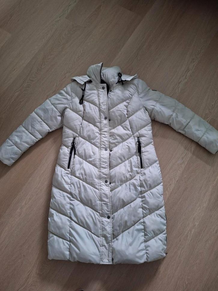 District: winterjas als nieuw !, Kleding | Dames, Jassen | Winter, Zo goed als nieuw, Maat 42/44 (L), Overige kleuren, Ophalen of Verzenden